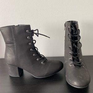 Black Combat Heel Ankle Lace Up Boots (7)